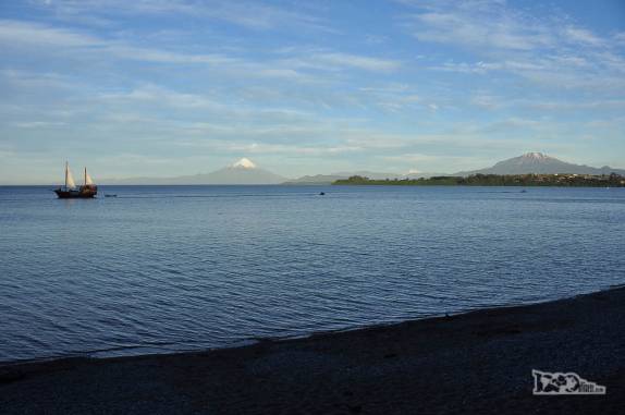 O lago Llanquihue e o vulcão Osorno ao fundo, em Puerto Varas, no sul do Chile